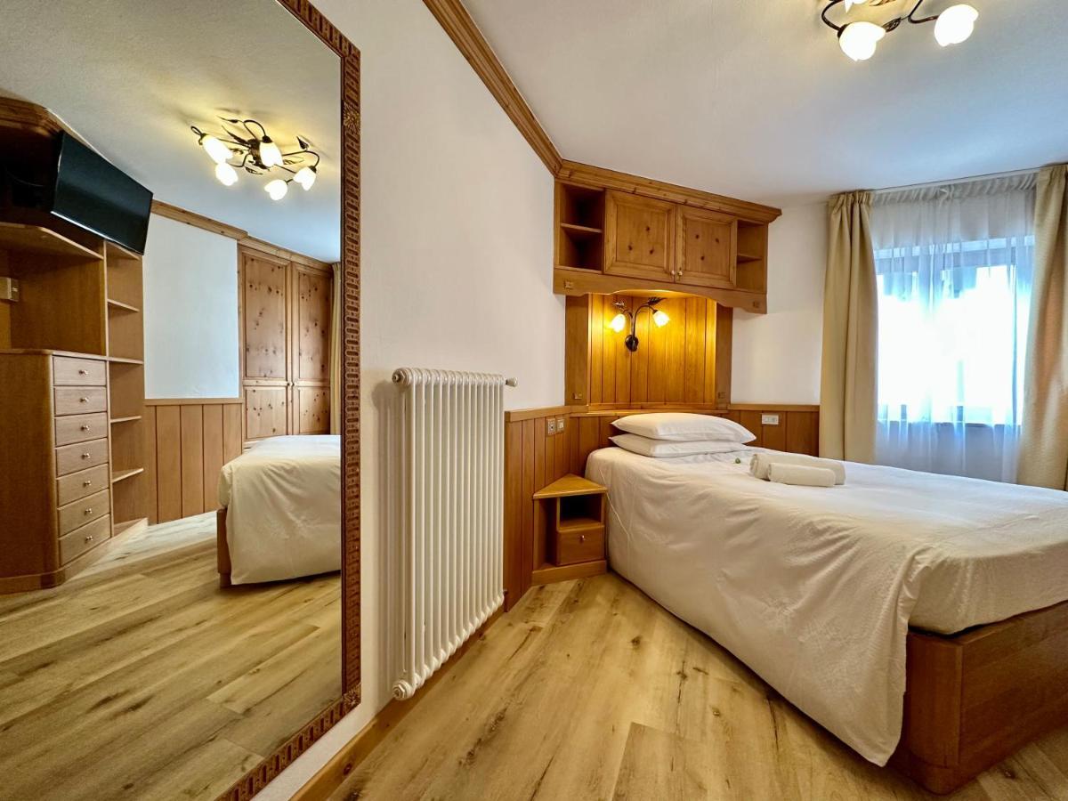 B&B Family Accommodation Canazei Bike Friendly Екстер'єр фото