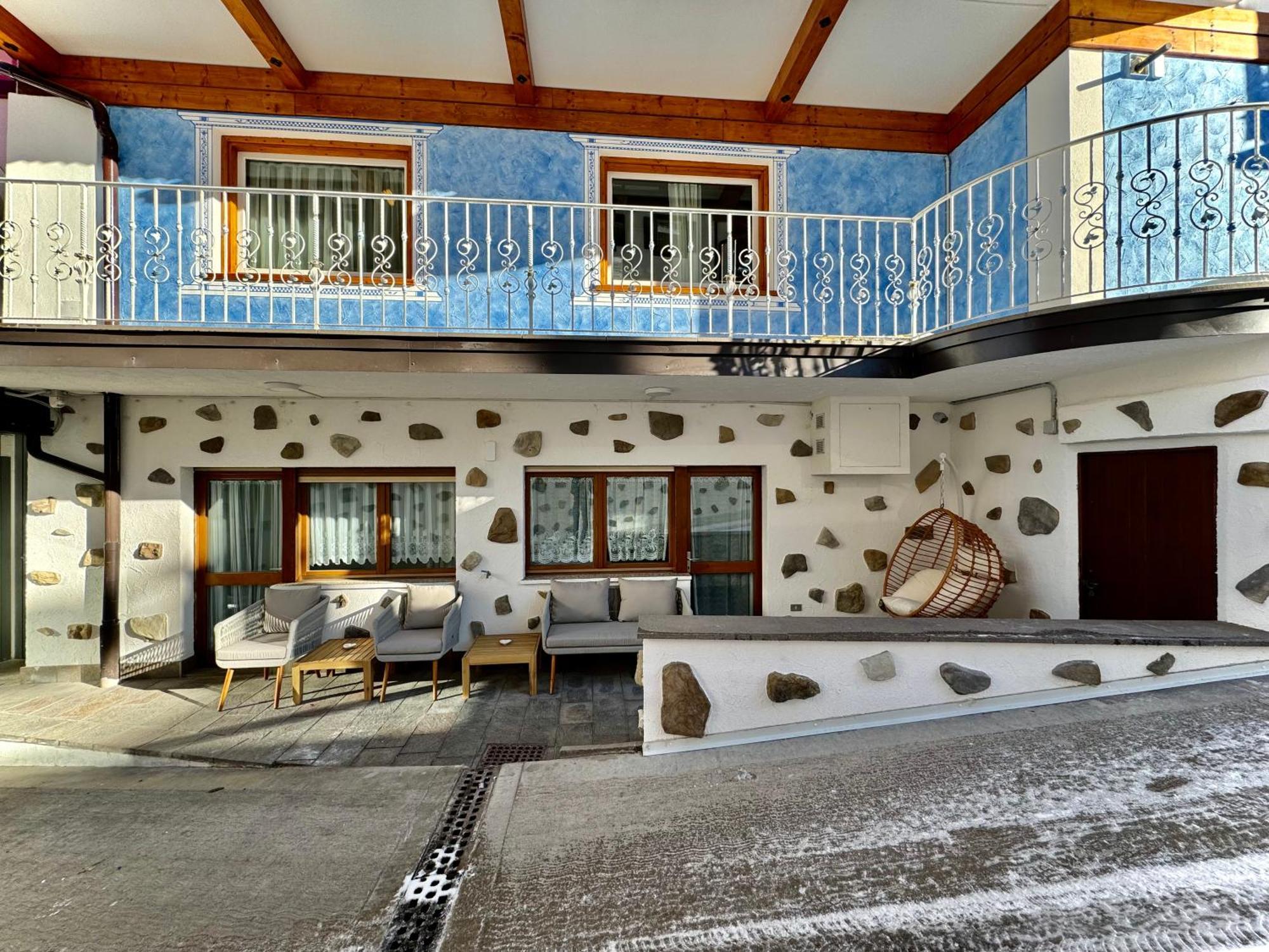 B&B Family Accommodation Canazei Bike Friendly Екстер'єр фото