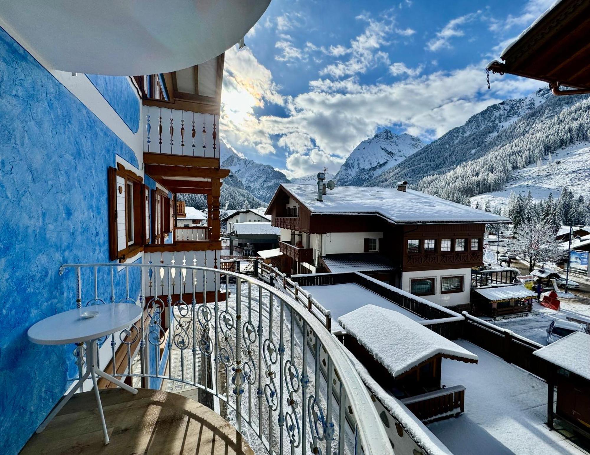 B&B Family Accommodation Canazei Bike Friendly Екстер'єр фото