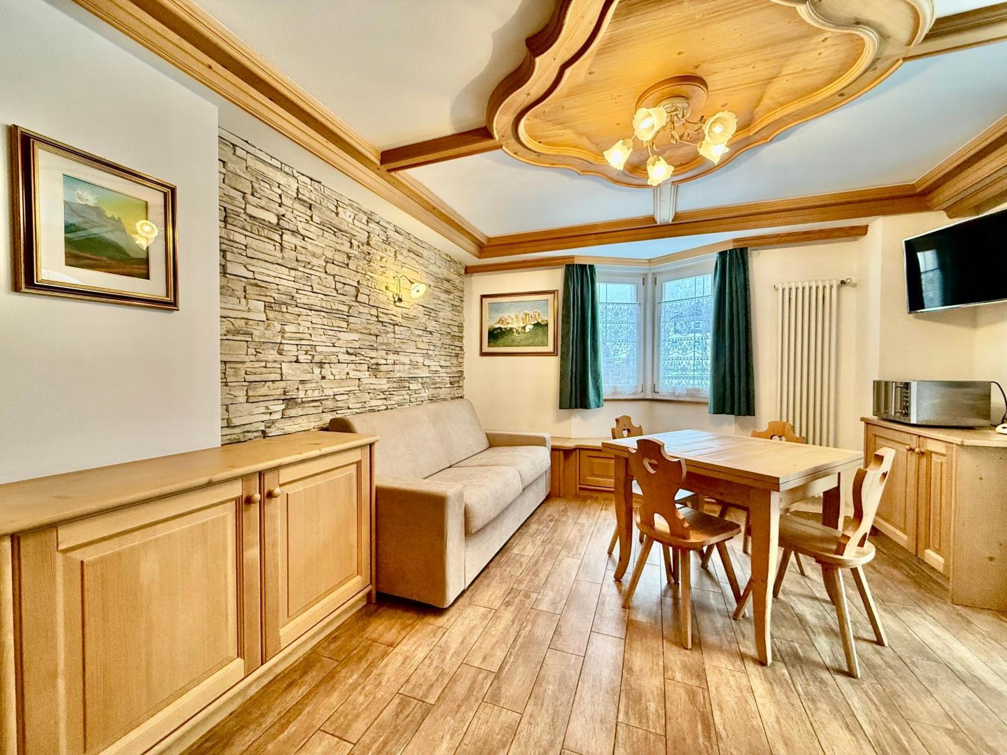 B&B Family Accommodation Canazei Bike Friendly Екстер'єр фото