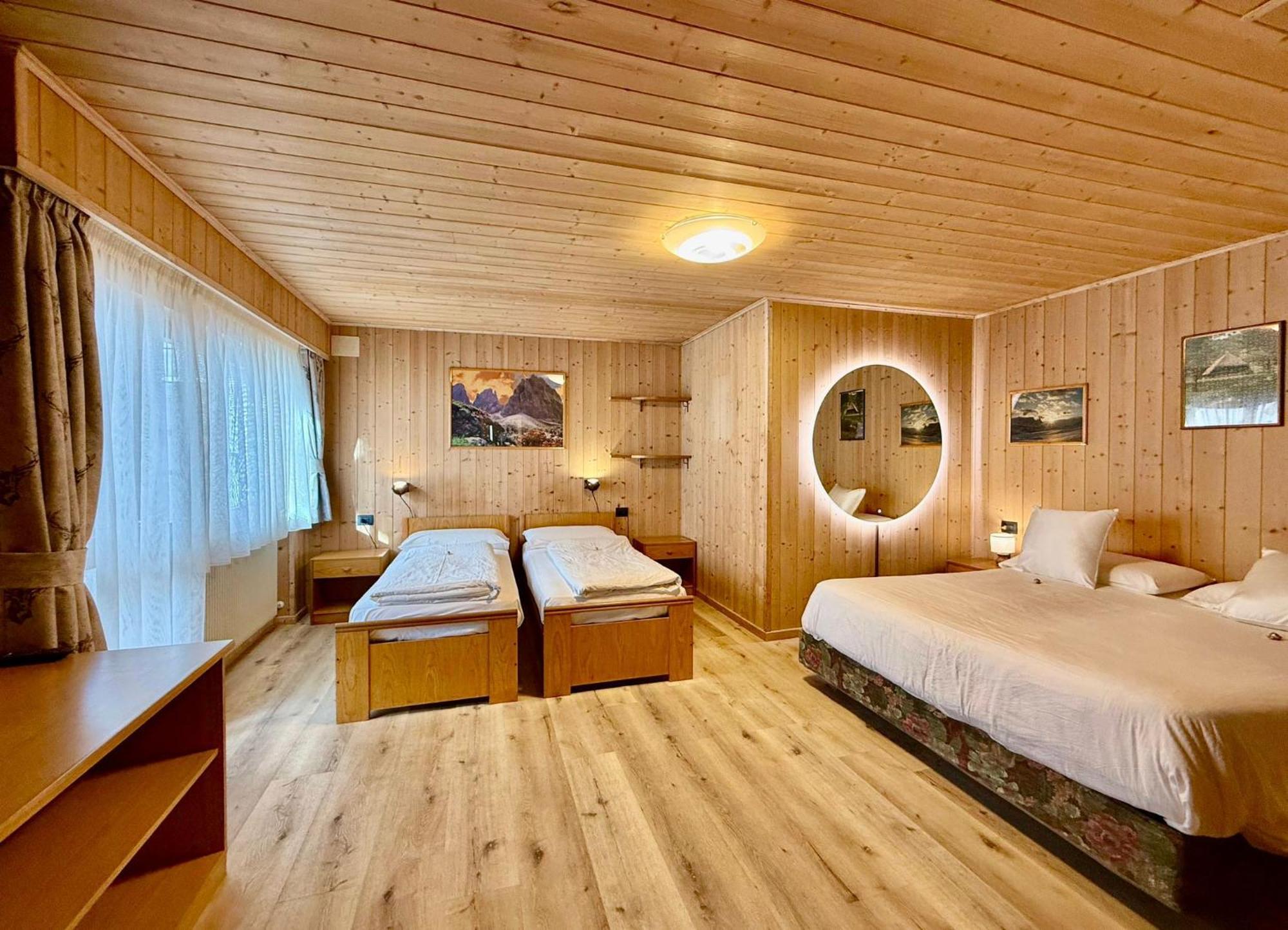 B&B Family Accommodation Canazei Bike Friendly Екстер'єр фото